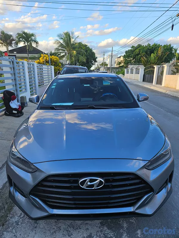 carros - Hyundai Veloster 2019, versión base, motor 2.0 nat 11