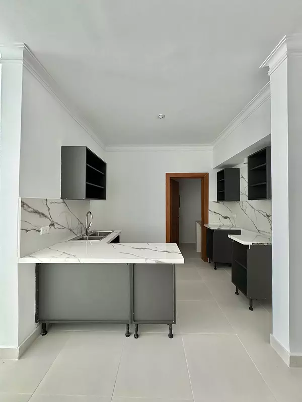 apartamentos - Vendo apartamento en Naco  4