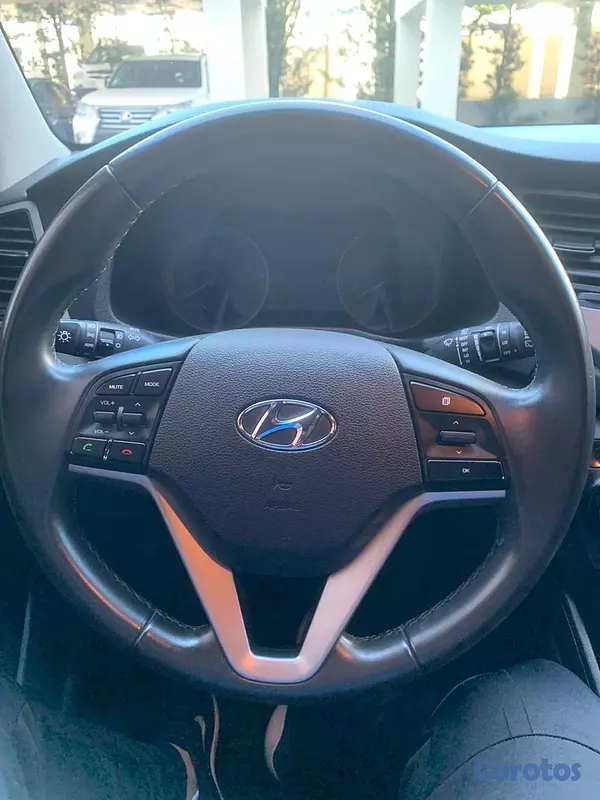 jeepetas y camionetas - Hyundai Tucson 9