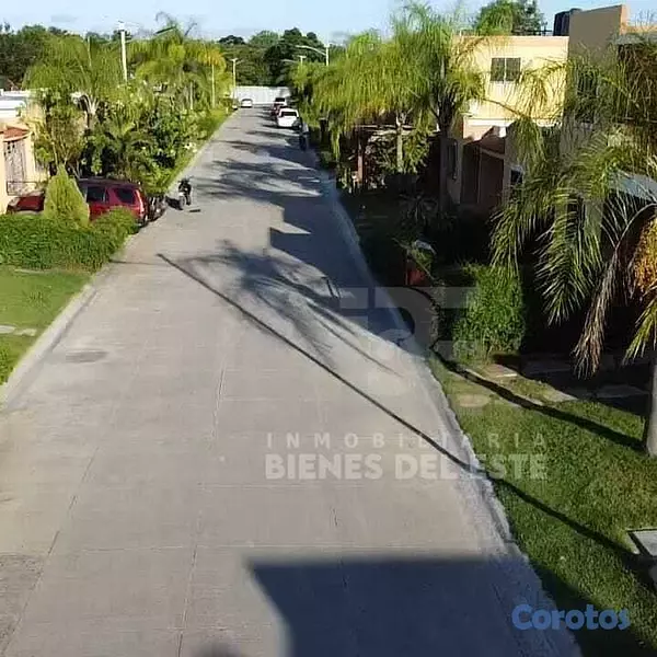casas - Se Vende Esta Casa- Una Oportunidad Única Para Com 5