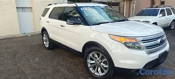 jeepetas y camionetas - Vendo Ford Explorer 2013 14