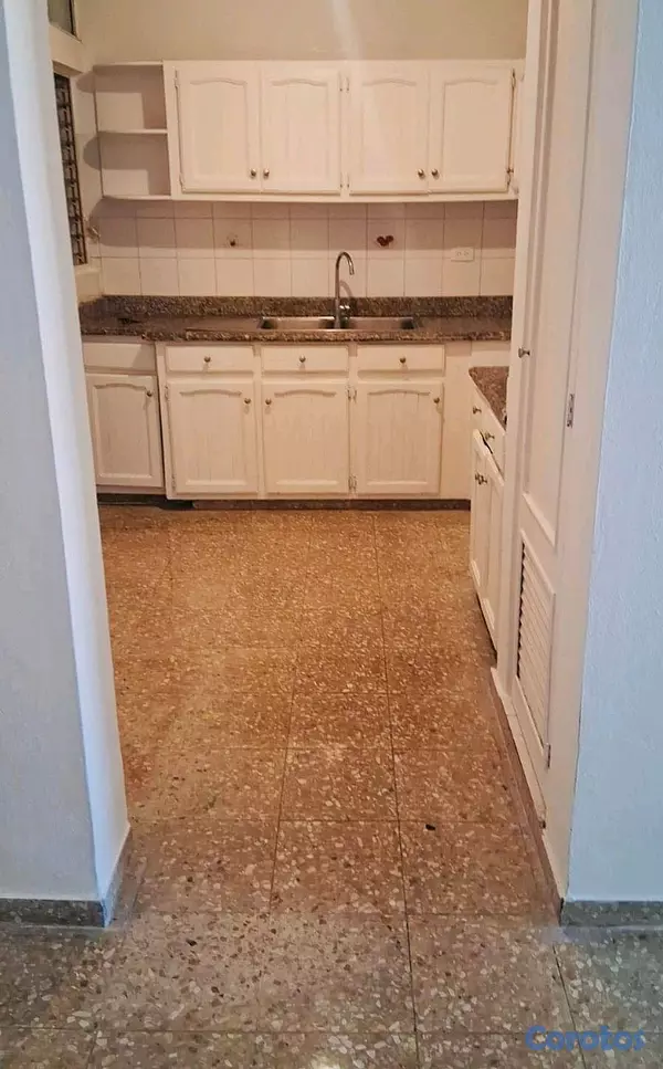 apartamentos - Venta de Apartamento en Las Praderas 2do piso 3