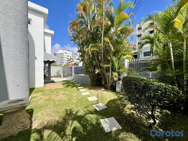 casas - Casa de 4 habitaciones 3 baños en alquiler en Viej 20