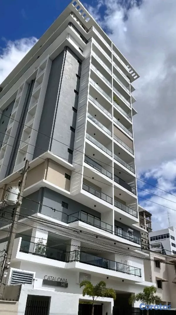 apartamentos - Se vende apartamento próximo a la Gustavo Mejia y Ricard, con piscina moderna. 2