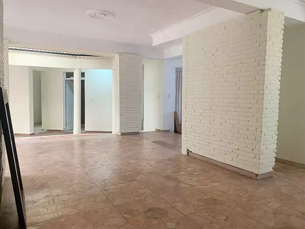 oficinas y locales comerciales - De oportunidad para negocio o vivienda 3