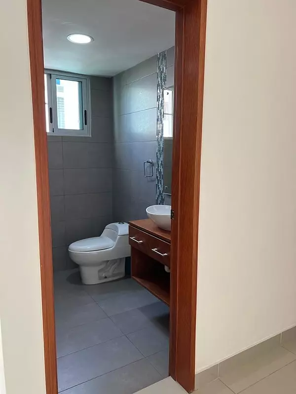 apartamentos -  Evaristo Morales Apto. De. Venta:Piso 3¡Amueblado! 148.94 mt2  7