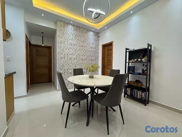 apartamentos - vendo independencia klm 7 y Mendio dos habitaciones 2.5 baños dos parqueos serví 12