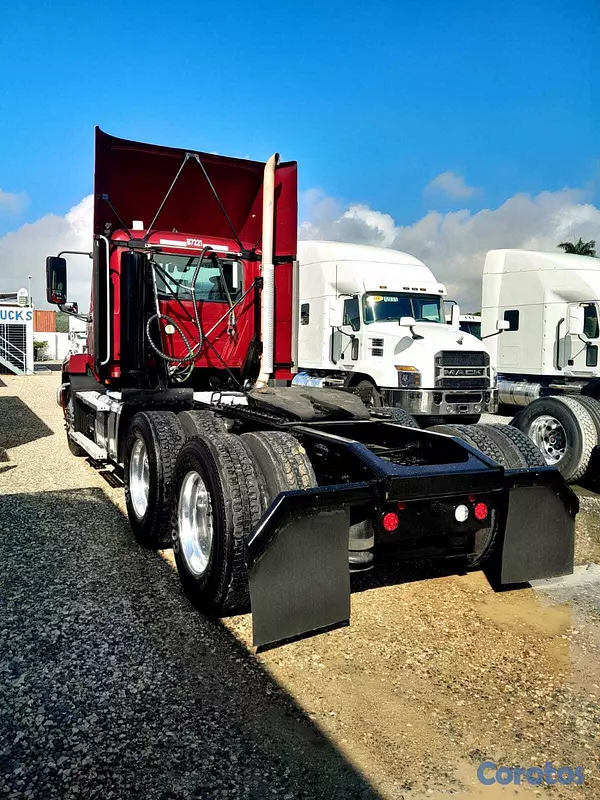 camiones y vehiculos pesados - Mack Anthem año 2020 8