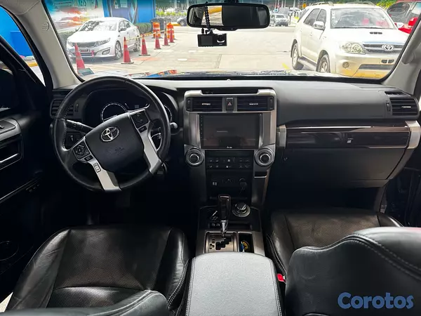 jeepetas y camionetas - TOYOTA 4RUNNER  6