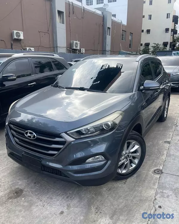 jeepetas y camionetas - HYUNDAI TUCSON 2016 5