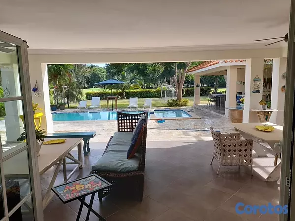 casas vacacionales y villas - villa de dos niveles con vista al campo de golf 4