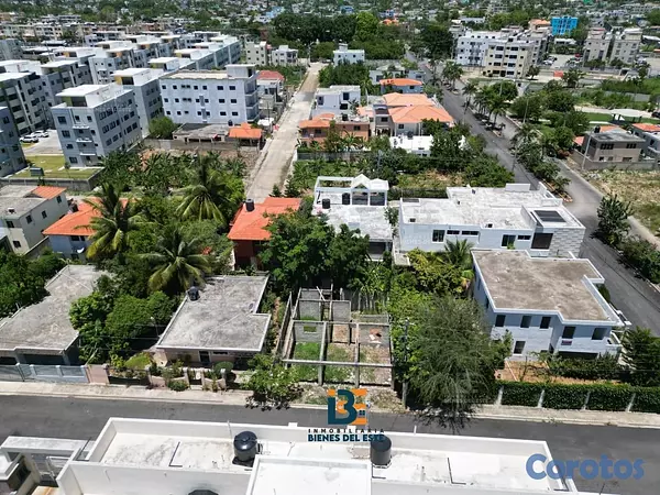 casas - Se venta CASA EN CONSTRUCCION con calle asfaltada  1