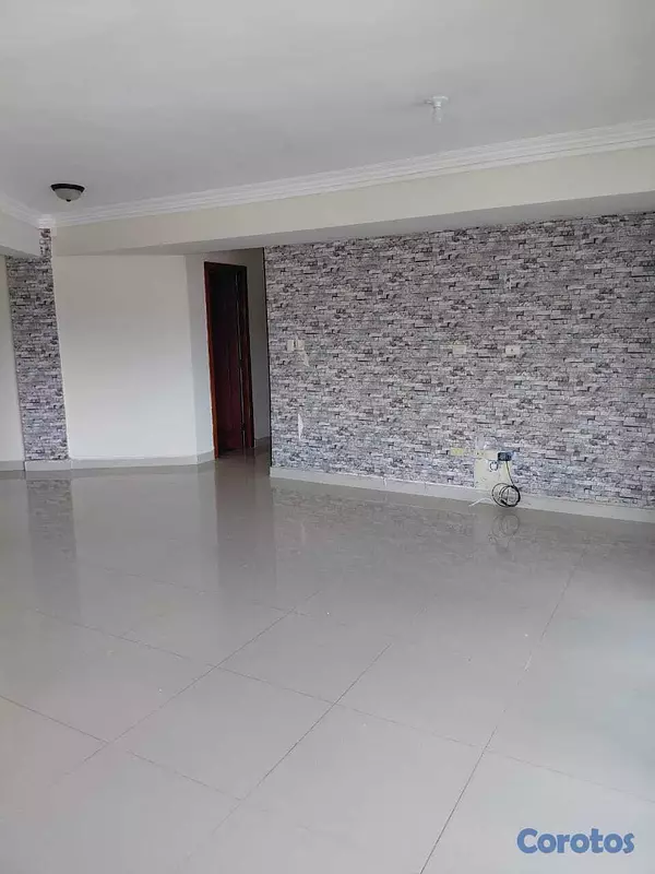 apartamentos - Alquilo Amplio Apartamento en Colina De Los Rios.  12