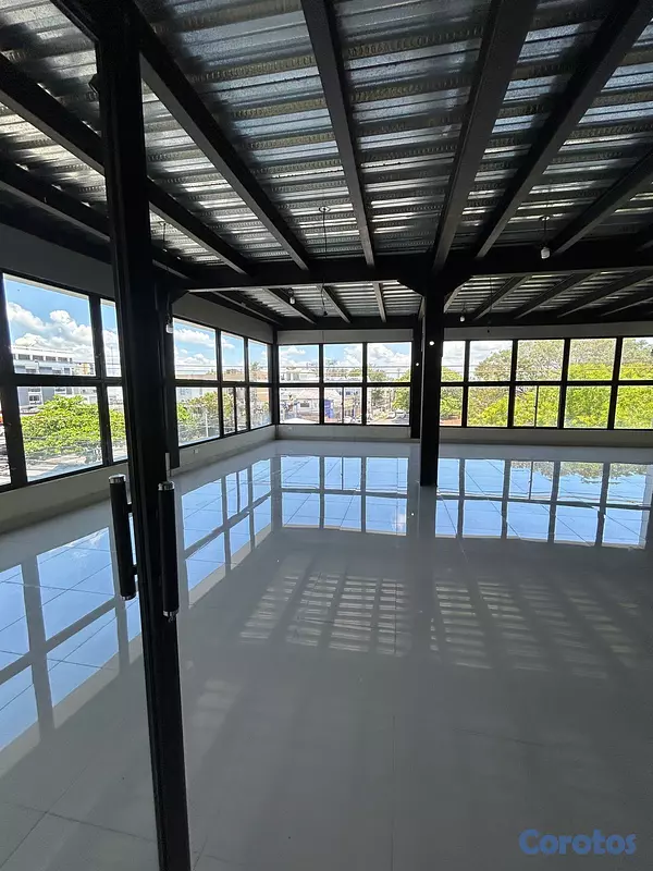 oficinas y locales comerciales - Edificio en Alquiler en el Ensanchez la Fe 2