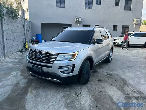 jeepetas y camionetas - FORD EXPLORES GRIS 2016 1