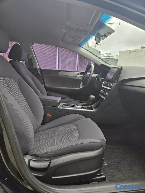 carros - HYUNDAI SONATA NEW RISE 2018 NEGRO GASOLINA 16