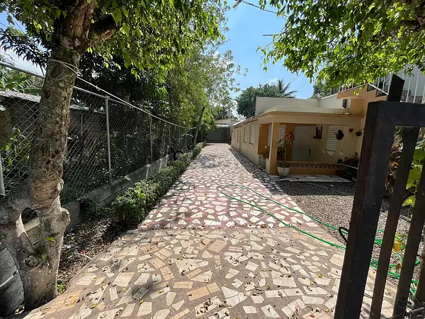 solares y terrenos - Terreno Disponible en Monte Adentro  7