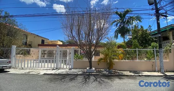 casas - venta de casa en la autopista de San isidro Brisa oriental con 352mts 9