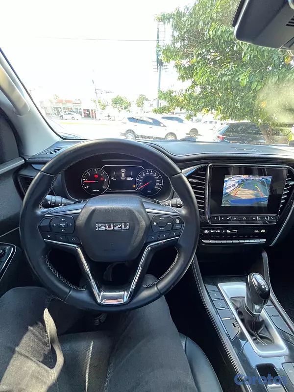 jeepetas y camionetas - Isuzu MUX 2024 9