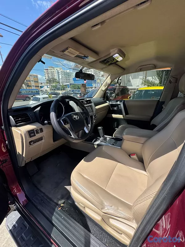 jeepetas y camionetas - Toyota 4Runner SR5 2011
 9