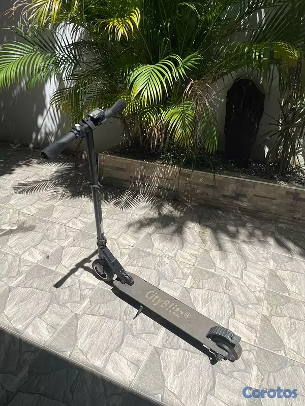 bicicletas y accesorios - Patineta eléctrica  1