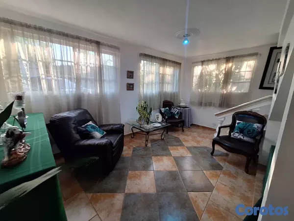 casas vacacionales y villas - venta de Villa amuebla Pedro brand santo Domingo oeste de 3,783mts con piscina  4