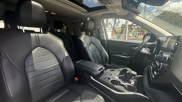 jeepetas y camionetas - Toyota higlander xle 2020 7