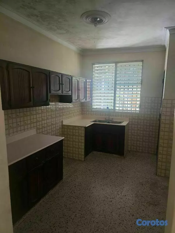 casas - Venta de casa en el millón  8