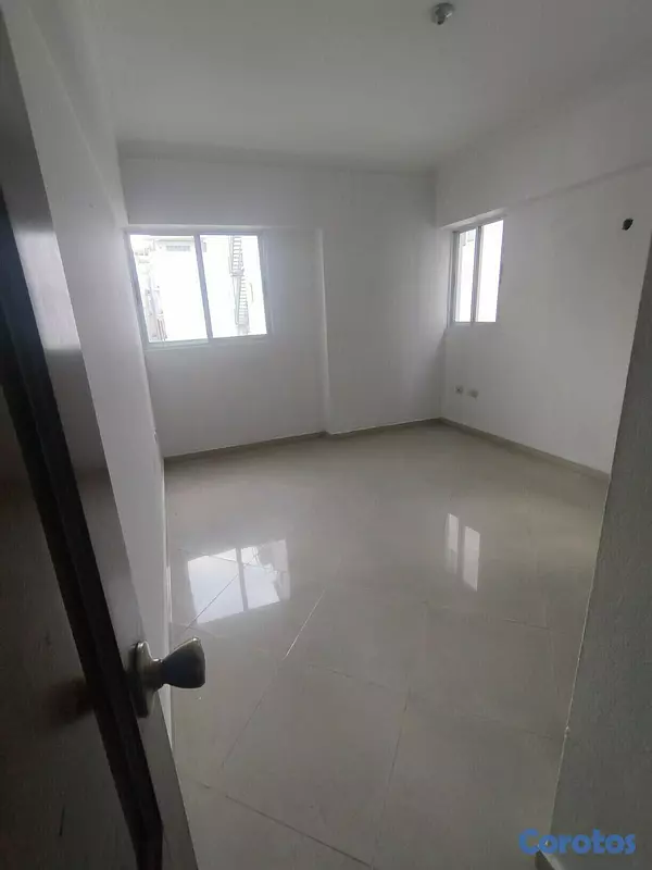 apartamentos - BELLA VISTA ALQUILO SIN INTERMEDIARIOS
APARTAMEMTO 3 HABITACIÓNES 1