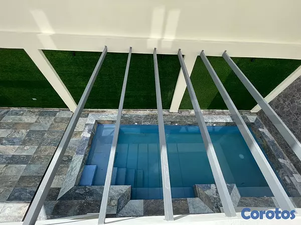 casas - venta de mansión con piscina y 382m en la autopista de san isidro Santo Domingo  20