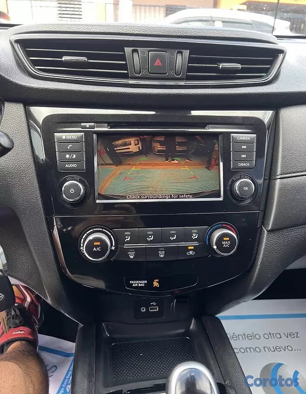 jeepetas y camionetas - Nissan Rogue S 2020 9
