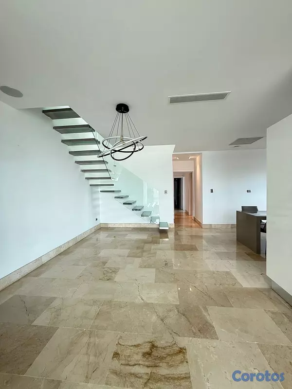 apartamentos - vendo Ph los cacicazgos tres niveles tres habitaciones con baño 3 parqueos terra 7