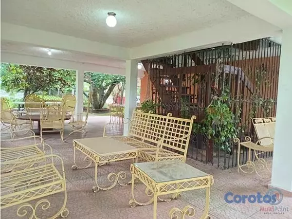 casas vacacionales y villas - Finca en venta 4 habitaciones dos niveles en San C 16