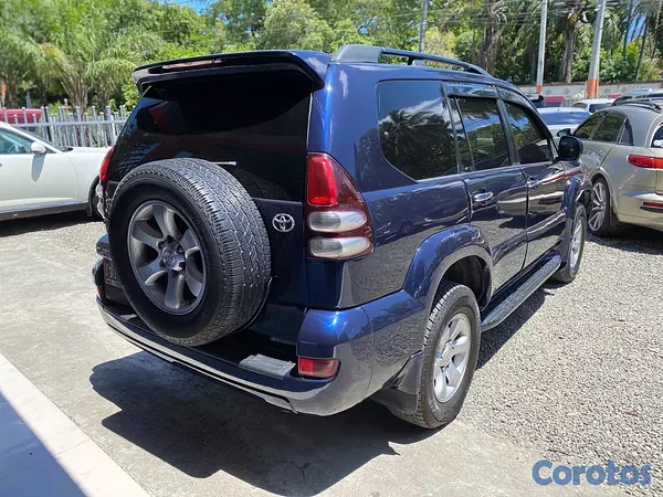 jeepetas y camionetas - financiamiento disponible también recibimos su vehículo como inicial  3
