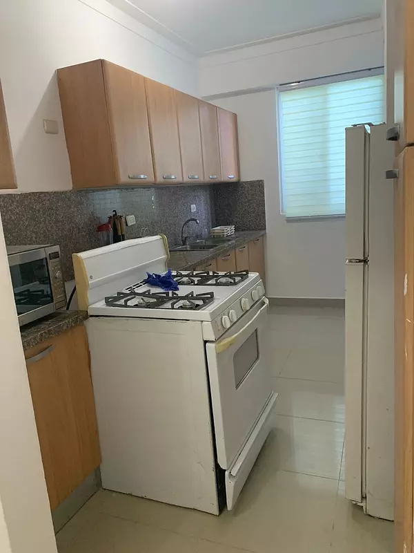 apartamentos - Gran Oportunidad 🚨Independencia📍🚨Apt 3hab, Balcón, sala, comedor, 2parqueos,  2