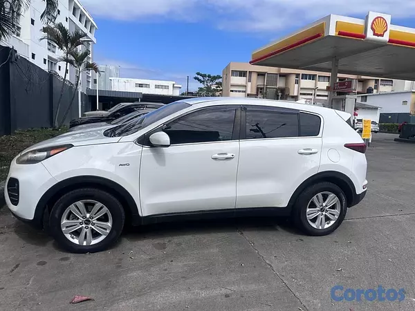 jeepetas y camionetas - KIA SPORTAGE LX 2019 AWD 10