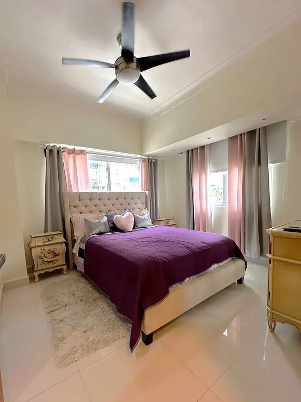 apartamentos - Bella Vista U$ 365,000 |3 habitaciones |4 parqueos 8
