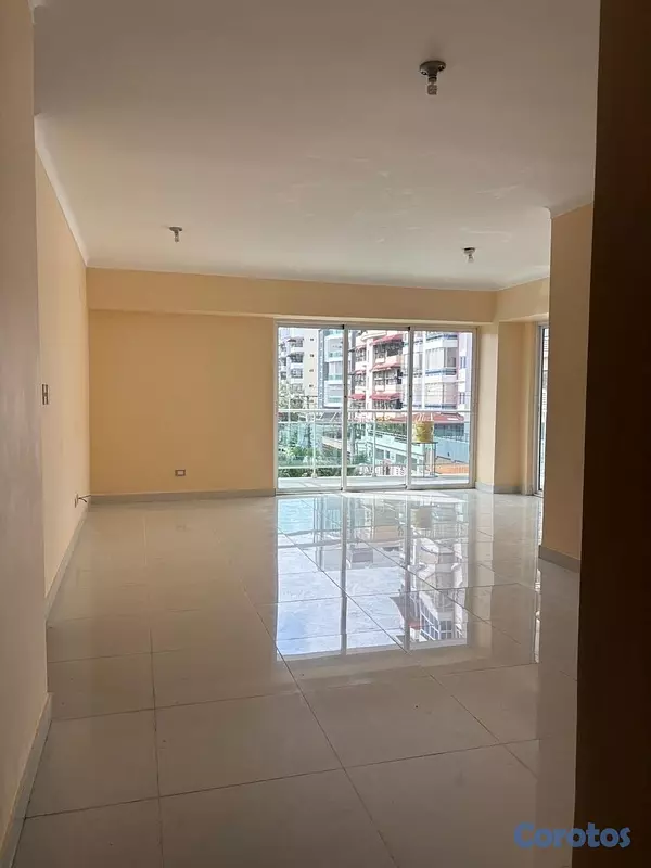 apartamentos - Elegante Apartamento en Alquiler en Urbanización Real.
 7