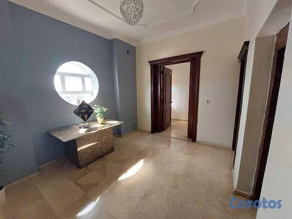 apartamentos - Apartamento en alquiler en Bella Vista de Cinco habitaciones 5