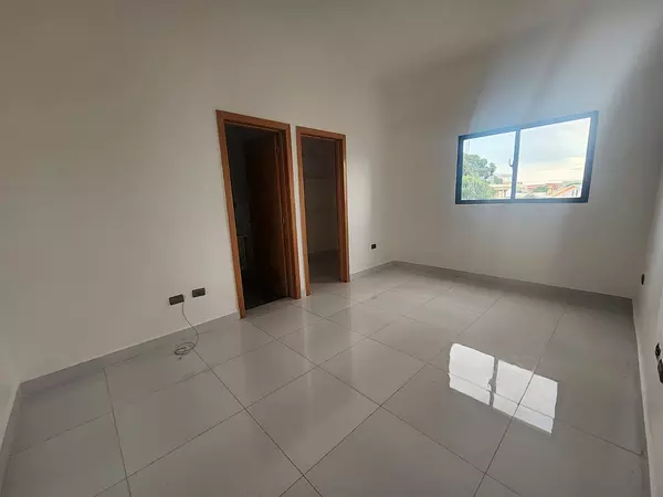apartamentos - VENTA Apto en El Millón US$245,000

 137 mts netos de apto
3 Hab
 2.5 bño 3