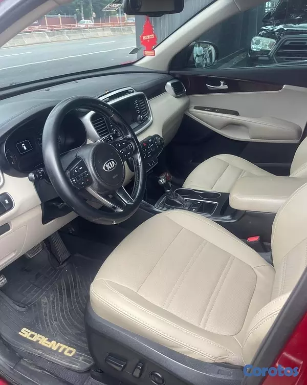 jeepetas y camionetas - KIA SORENTO LX 2017 5