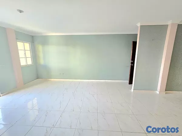 apartamentos - Venta de apartamento en la autopista de san isidro de 108mts 4