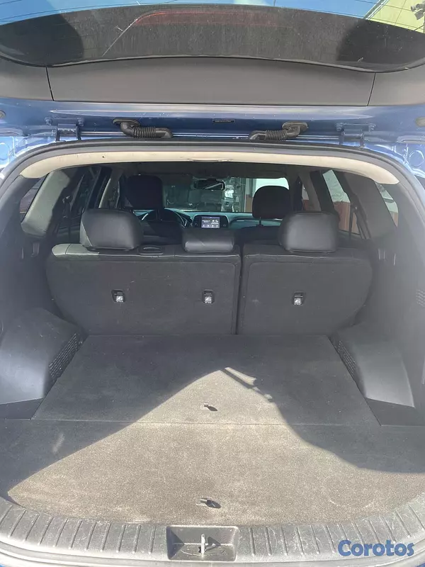 jeepetas y camionetas - Hyundai Santa Fe SE 2020 10