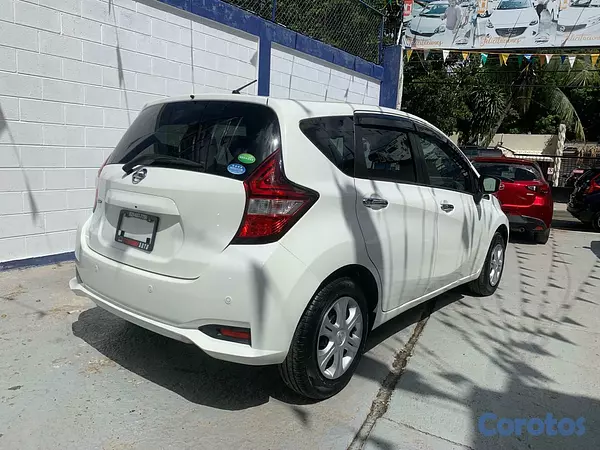 carros - NISSAN NOTE 3
