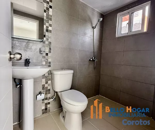 apartamentos - 🏠 Apartamentos con Patio Privado | Listos para Mud 5