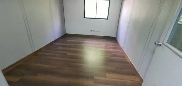 oficinas y locales comerciales - 🔵 Alquilo Local 272 mts 3er piso en la esperilla 
 4