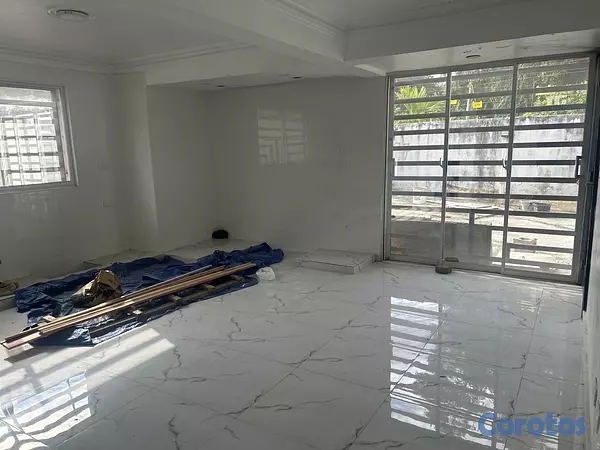casas - Vendo Casa en Arroyo Hondo, Santo Domingo Distrito Nacional  4