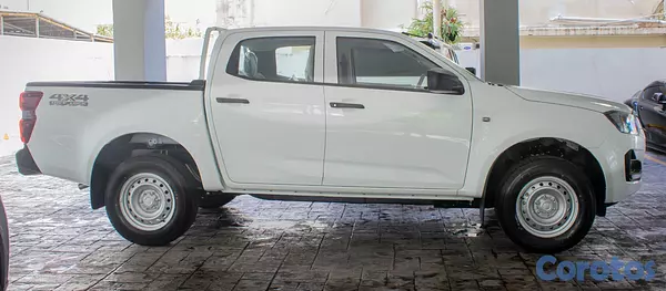 jeepetas y camionetas - Isuzu DMAX 3