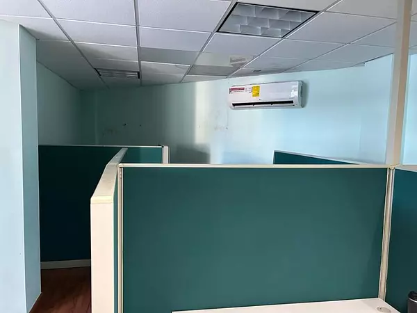 oficinas y locales comerciales - Edificio en GASCUE 5