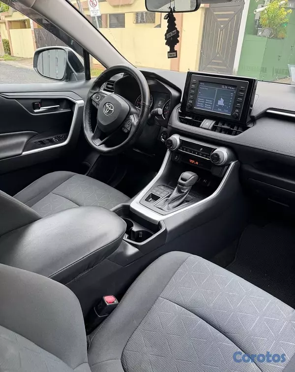 jeepetas y camionetas - Toyota Rav4 XLE 2019 7